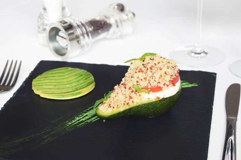 QUINOA & AVOCADO SALAD