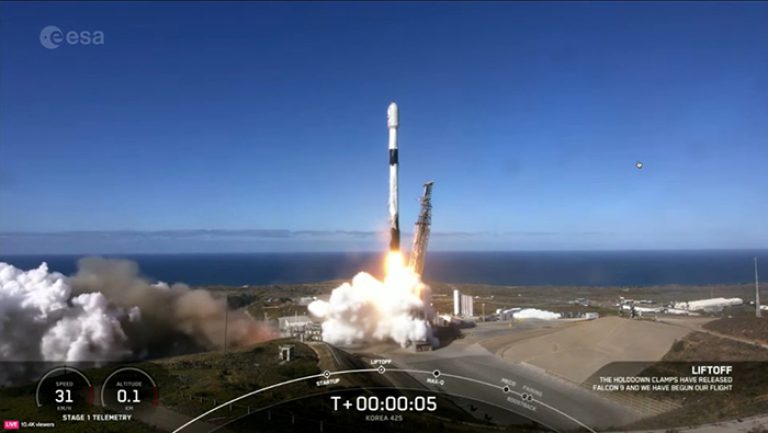 SpaceX Launches Armenia’s First Domestic Satellite Hayasat-1 Into Space • MassisPost