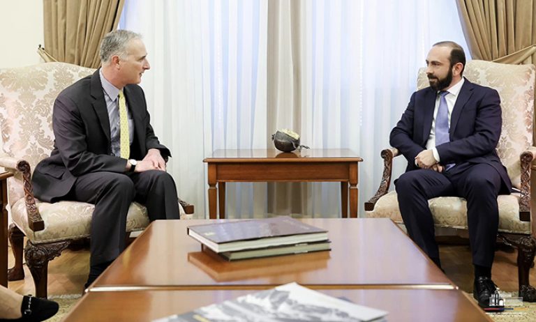 Armenian FM, US Senior Adviser Discuss Security Situation in the South Caucasus • MassisPost