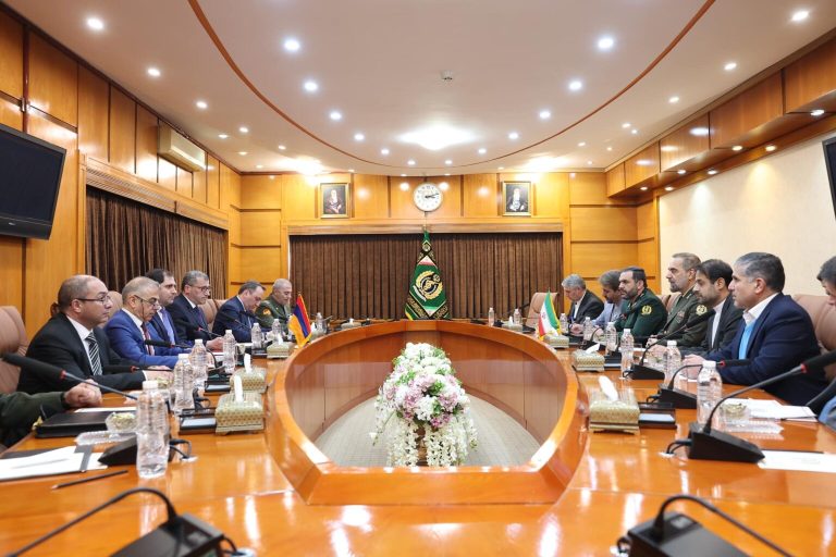 Armenian, Iranian Defense Ministers Discuss Military Cooperation and Regional Security • MassisPost