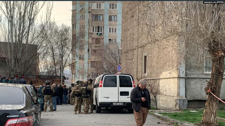 Three Assailants Arrested After Armed Attack on a Police Station in Yerevan • MassisPost